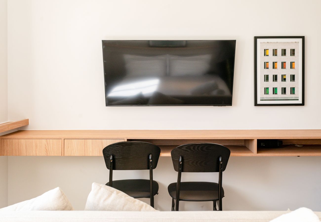 Vacation rental apartment with services in Vila Olímpia