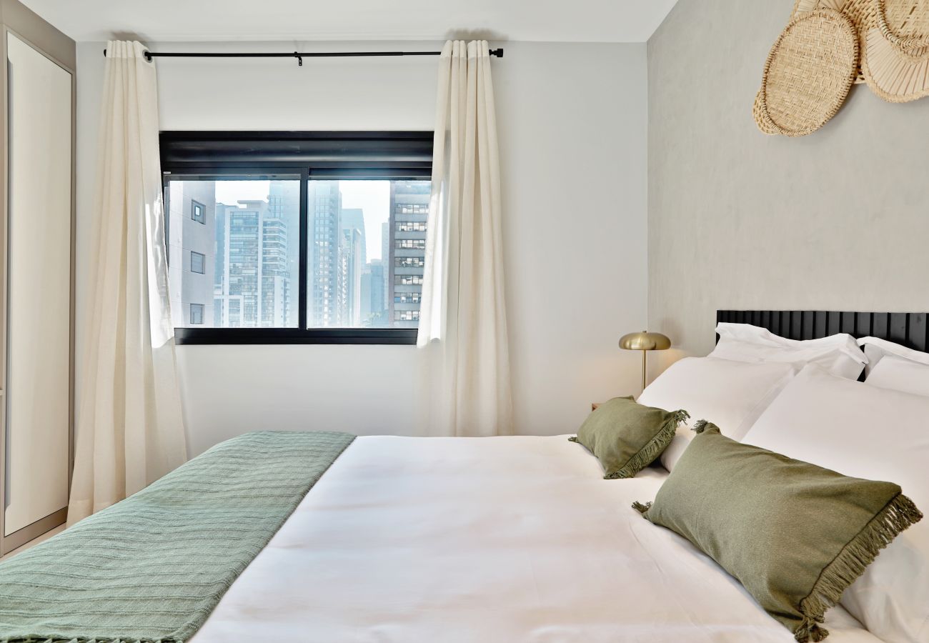 Apartamento moderno en São Paulo, ideal para nómadas digitales en estancias flexibles.