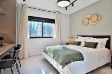 Habitación sofisticada y moderna en un alojamiento ejecutivo en Vila Olímpia